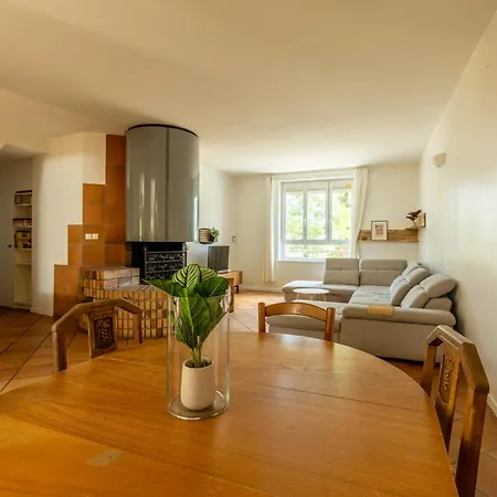 Ferienhaus Maison Face Stade Marcombes Clermont-Ferrand