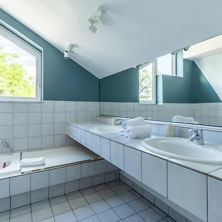 Ferienhaus Maison Face Stade Marcombes *