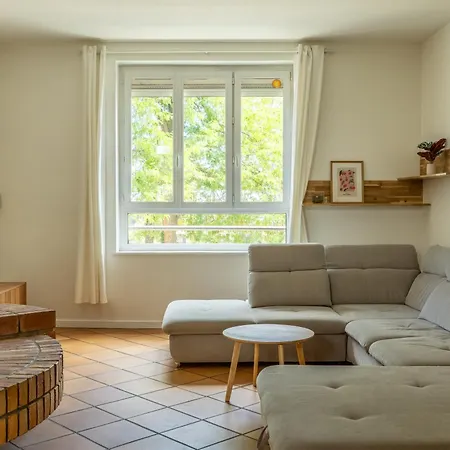 Maison Face Stade Marcombes Ferienhaus Clermont-Ferrand