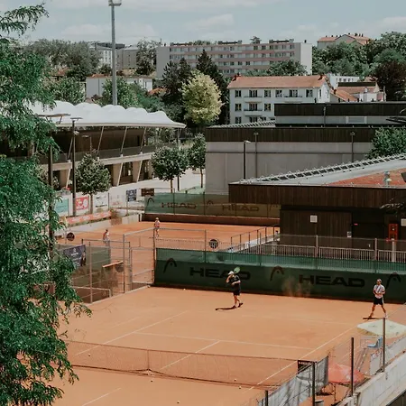 Maison Face Stade Marcombes Casa de Férias